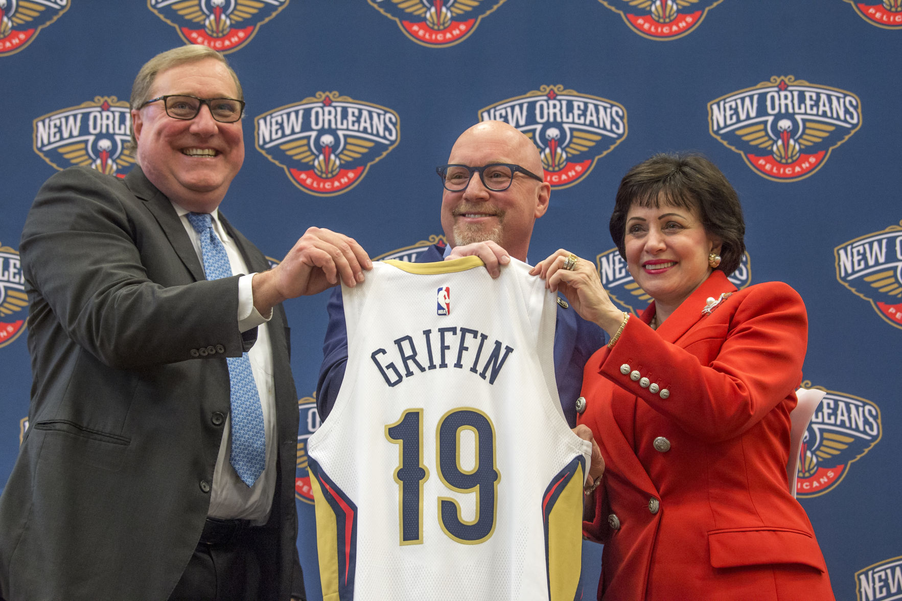 NO.pelicansgm.041819.cg_1.JPG